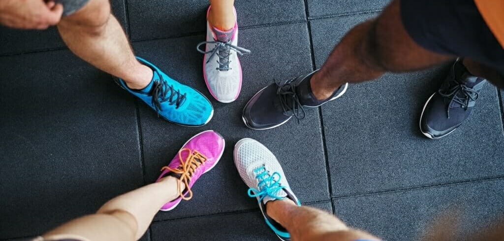 difference between mens and womens running shoes
